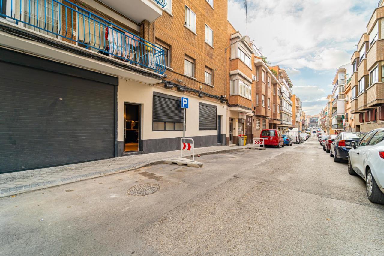 Edsam Madrid Apartments Black Buitenkant foto